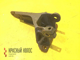 Кронштейн передней рессоры передний правый 5010268941