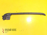 Накладка лобового стекла правая 8191059