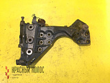 Кронштейн бампера левый (под буксировочный крюк) 1511481