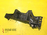 Кронштейн бампера левый (под буксировочный крюк) 1076753